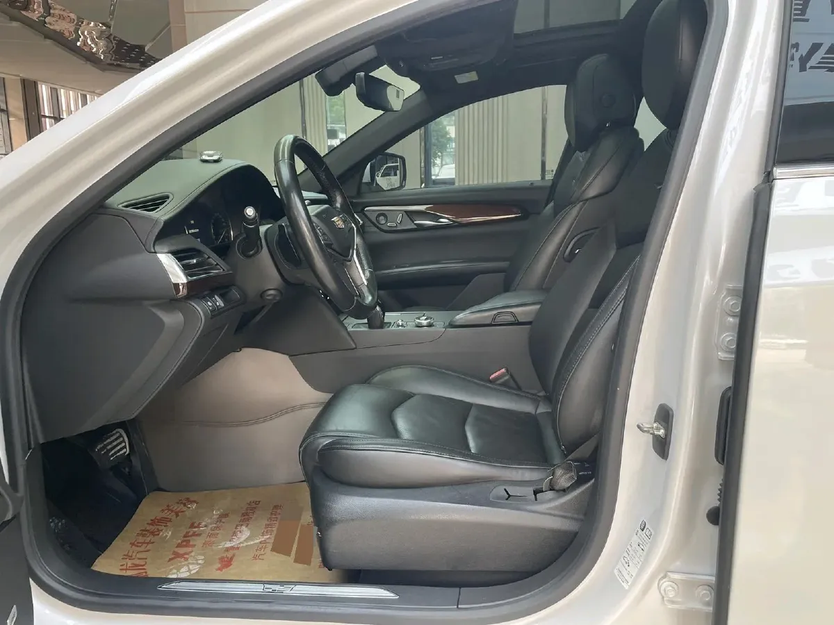 2020 Cadillac CT6 2.0T 241HP L4 10AT,autocango,china used car exporter,china ev exporter,chinese used car exporter,chinese used ev exporter