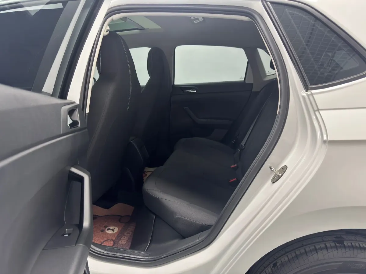 2023 Volkswagen Polo 1.5L 110HP L4 6AT,autocango,china used car exporter,china ev exporter,chinese used car exporter,chinese used ev exporter