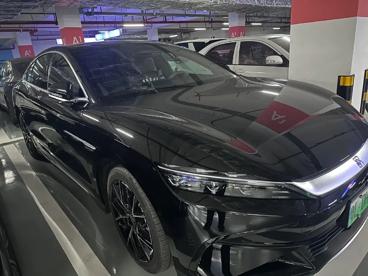 2025 BYD Han BEV 60.48KWH,autocango,china used car exporter,china ev exporter,chinese used car exporter,chinese used ev exporter