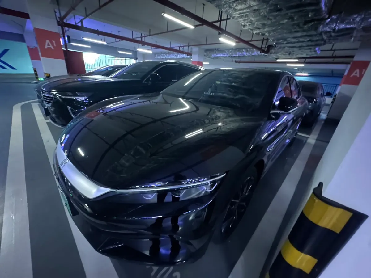 2025 BYD Han BEV 60.48KWH,autocango,china used car exporter,china ev exporter,chinese used car exporter,chinese used ev exporter