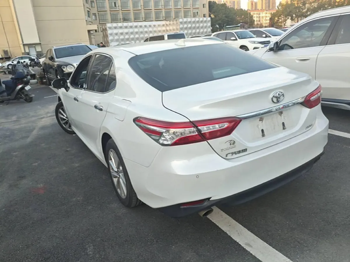 2021 Toyota Camry 2.0L 178HP L4 CVT,autocango,china used car exporter,china ev exporter,chinese used car exporter,chinese used ev exporter
