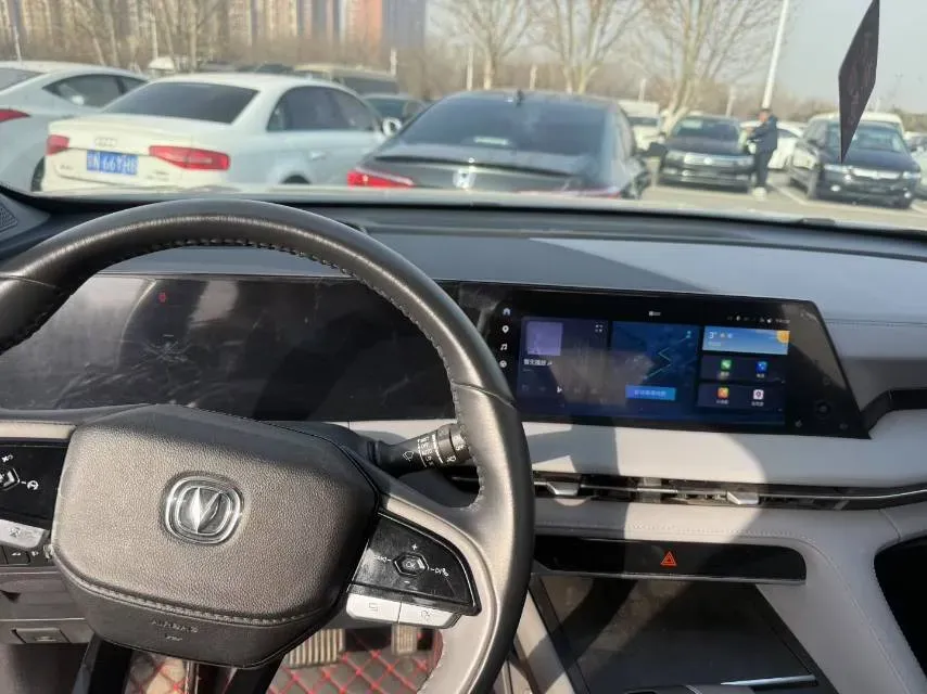 2022 ChangAn CS75 Plus 2.0T 233HP L4 8AT,autocango,china used car exporter,china ev exporter,chinese used car exporter,chinese used ev exporter