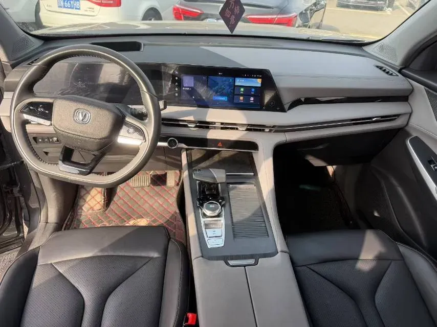 2022 ChangAn CS75 Plus 2.0T 233HP L4 8AT,autocango,china used car exporter,china ev exporter,chinese used car exporter,chinese used ev exporter