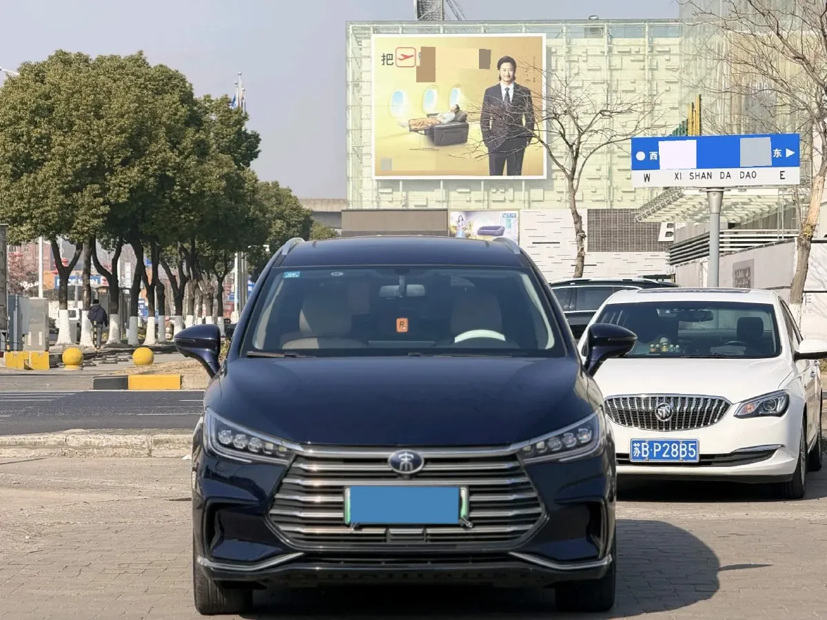 2022 Roewe RX5 MAX 2.0T 231HP L4 8AT,autocango,china used car exporter,china ev exporter,chinese used car exporter,chinese used ev exporter