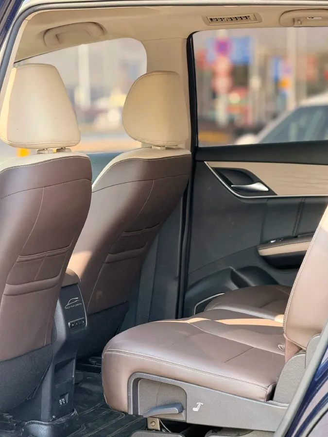 2022 Roewe RX5 MAX 2.0T 231HP L4 8AT,autocango,china used car exporter,china ev exporter,chinese used car exporter,chinese used ev exporter