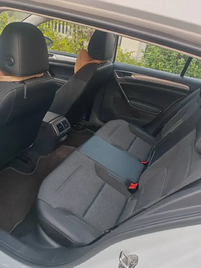 2020 Volkswagen Golf 1.4T 150HP L4 7DCT,autocango,china used car exporter,china ev exporter,chinese used car exporter,chinese used ev exporter