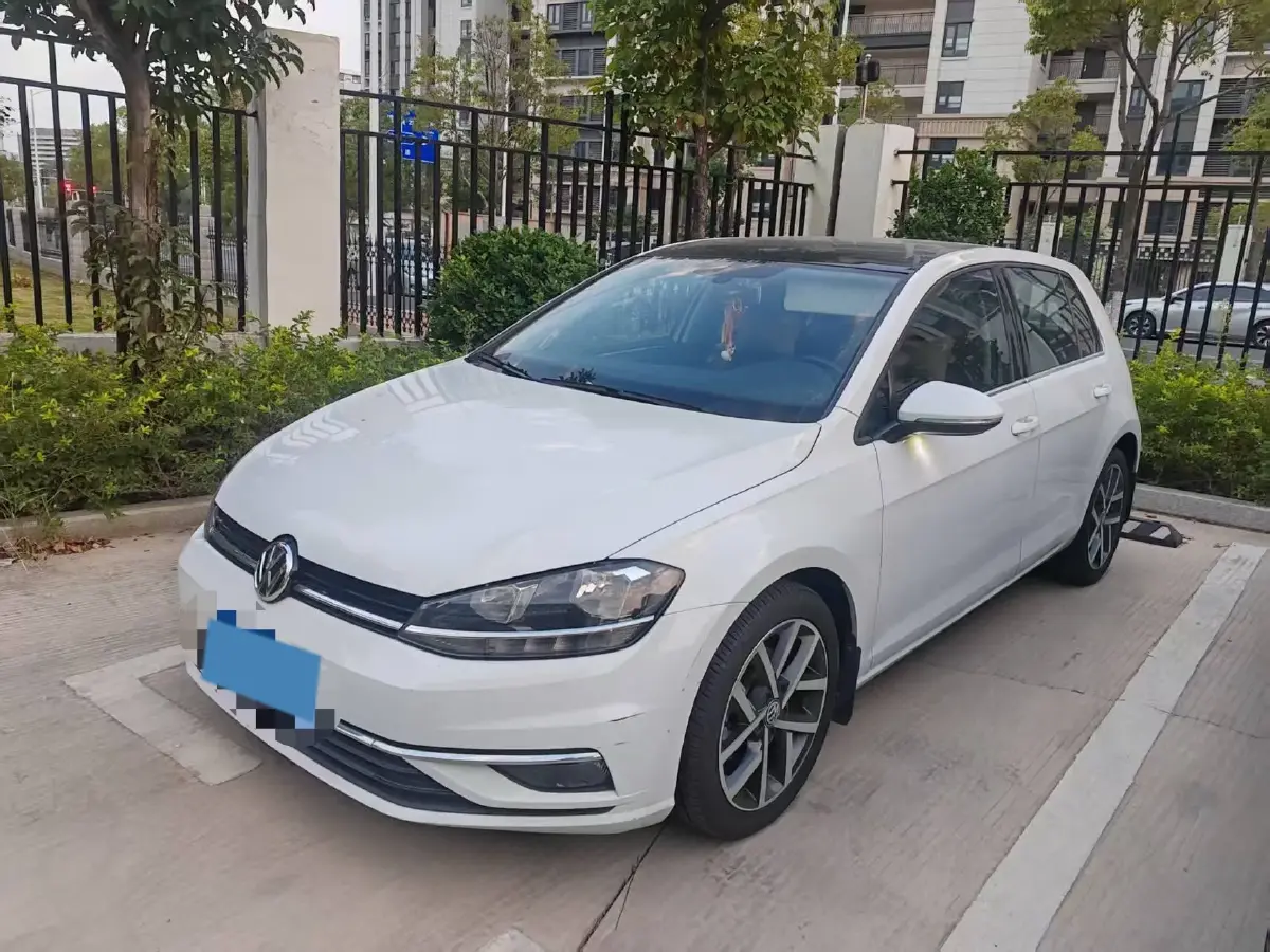 2020 Volkswagen Golf 1.4T 150HP L4 7DCT