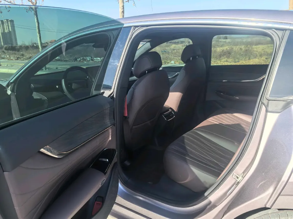 2025 ChangAn QiYuan A07 REEV 98HP REEV 28.4KWH,autocango,china used car exporter,china ev exporter,chinese used car exporter,chinese used ev exporter