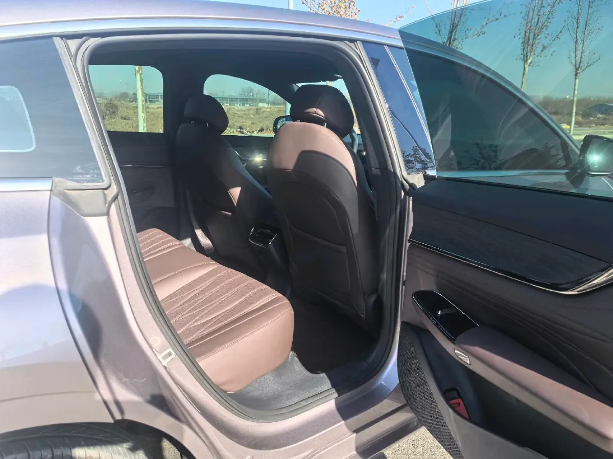 2025 ChangAn QiYuan A07 REEV 98HP REEV 28.4KWH,autocango,china used car exporter,china ev exporter,chinese used car exporter,chinese used ev exporter