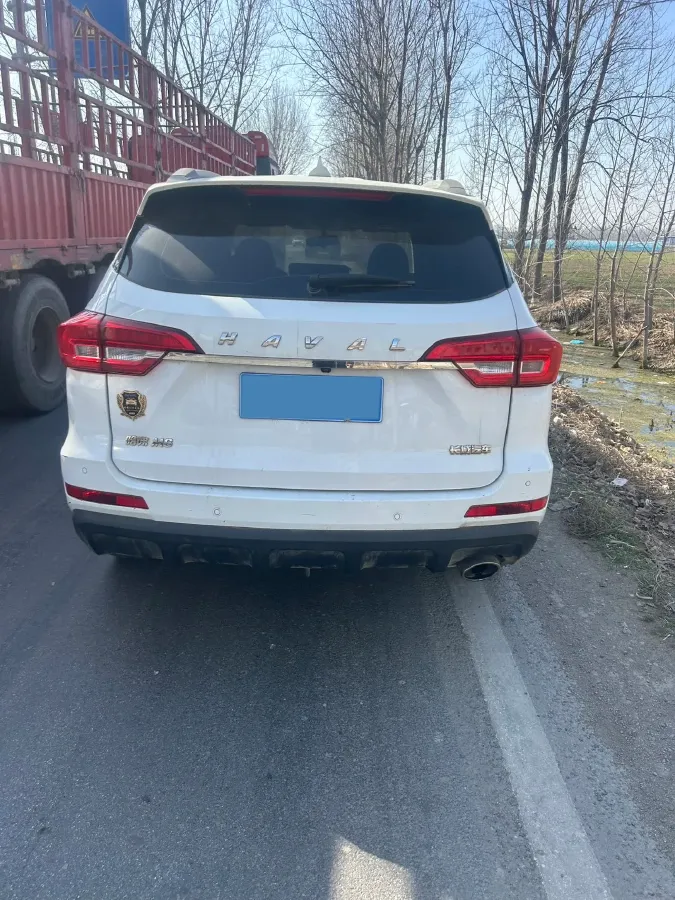 2017 Haval M6 1.5T 150HP L4 6AT,autocango,china used car exporter,china ev exporter,chinese used car exporter,chinese used ev exporter