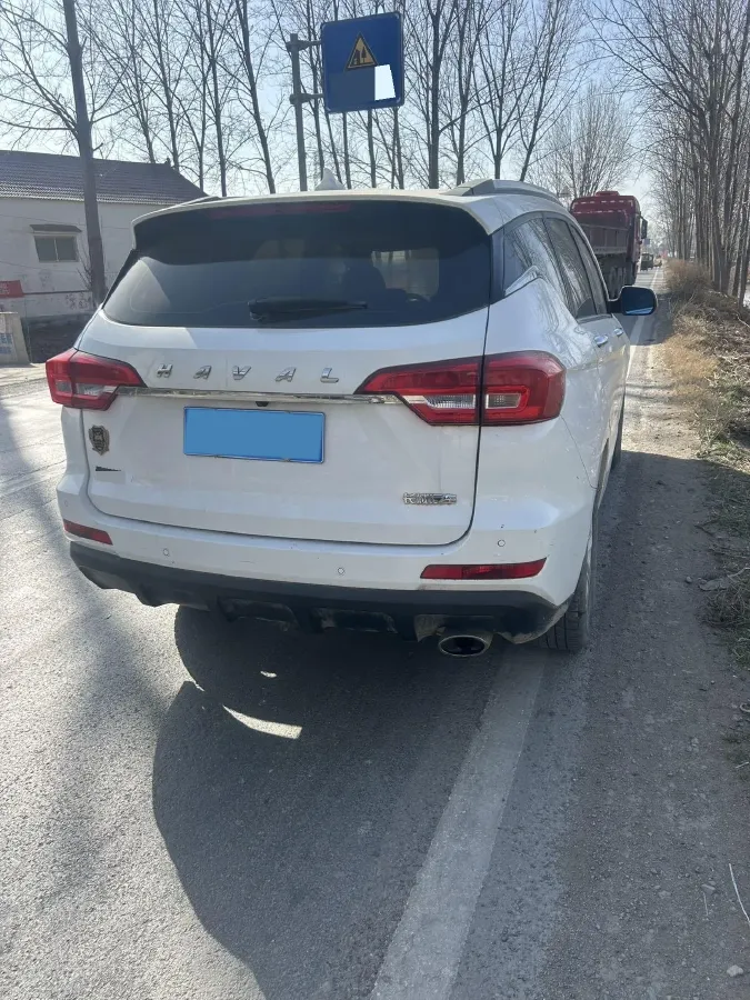 2017 Haval M6 1.5T 150HP L4 6AT,autocango,china used car exporter,china ev exporter,chinese used car exporter,chinese used ev exporter