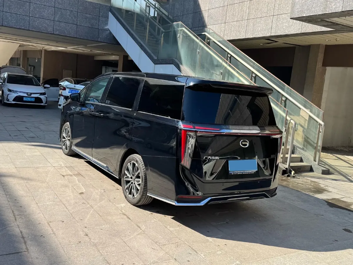 2024 GAC Trumpchi M8 2.0T 252HP L4 8AT,autocango,china used car exporter,china ev exporter,chinese used car exporter,chinese used ev exporter