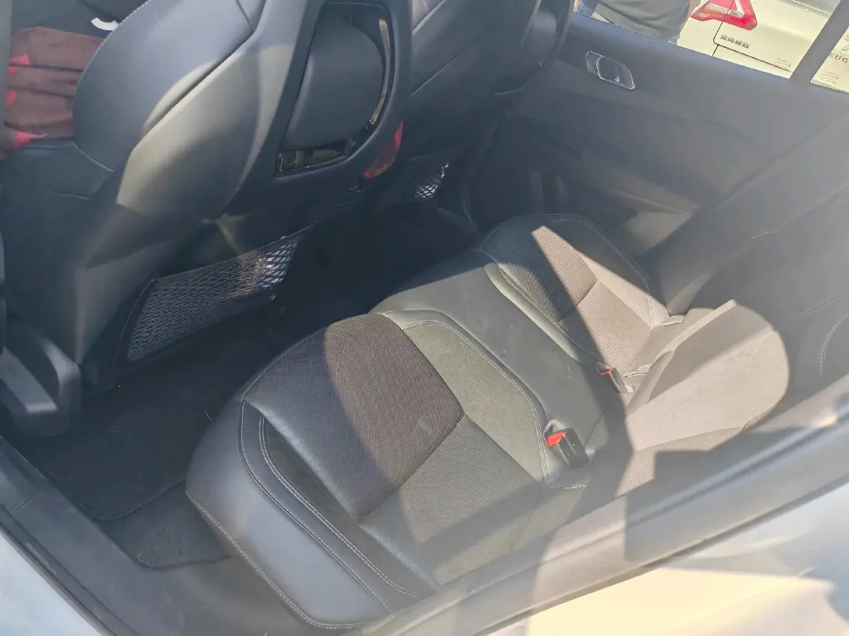 2022 LYNK&CO 03 2.0T 190HP L4 7DCT,autocango,china used car exporter,china ev exporter,chinese used car exporter,chinese used ev exporter