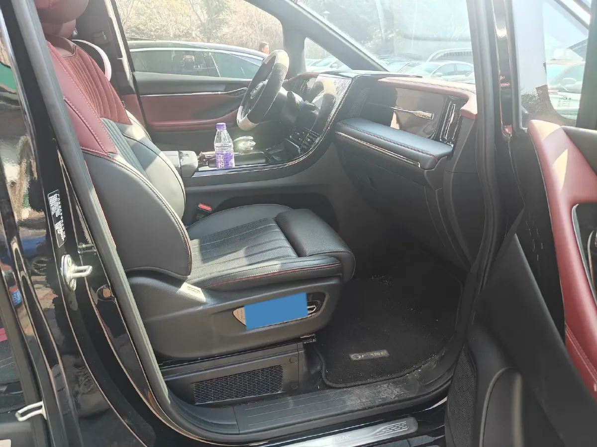 2024 GAC Trumpchi M8 2.0T 252HP L4 8AT,autocango,china used car exporter,china ev exporter,chinese used car exporter,chinese used ev exporter