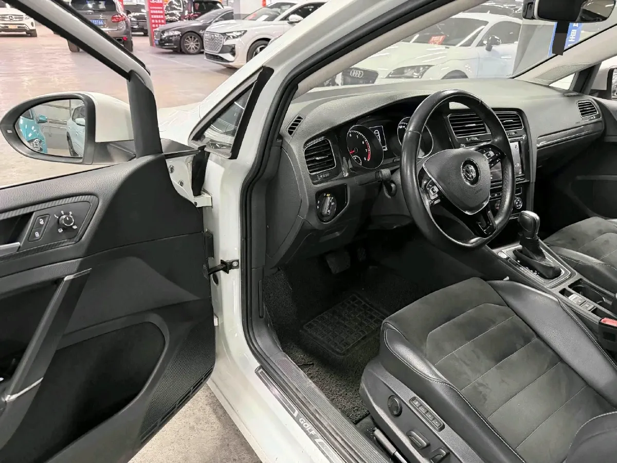 2019 Volkswagen Golf 1.4T 150HP L4 7DCT,autocango,china used car exporter,china ev exporter,chinese used car exporter,chinese used ev exporter