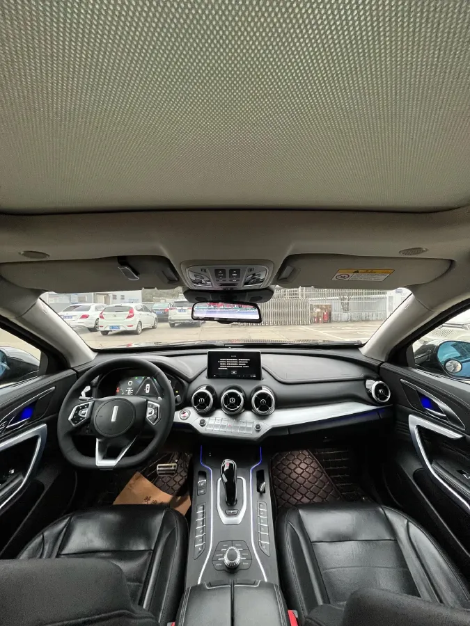 2019 WEY VV7 2.0T 227HP L4 7DCT,autocango,china used car exporter,china ev exporter,chinese used car exporter,chinese used ev exporter