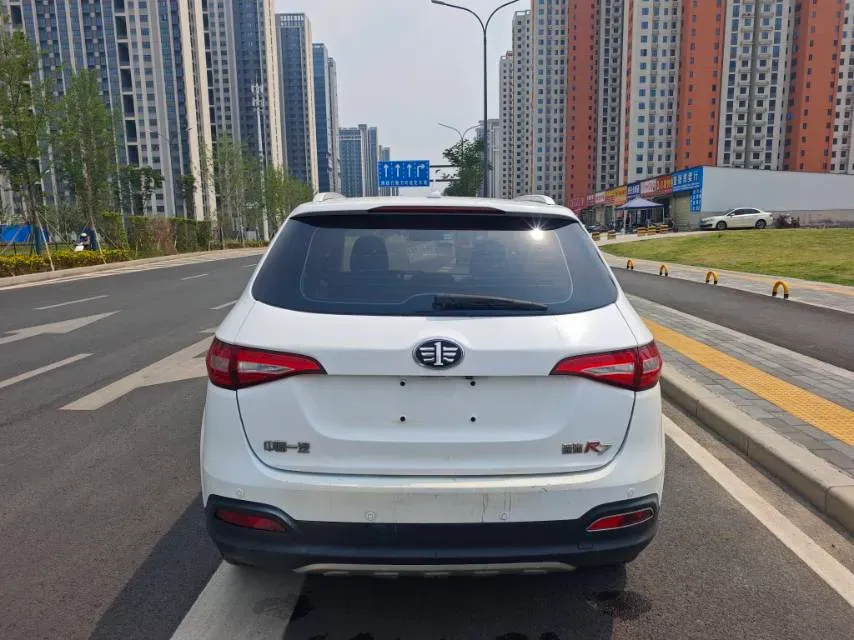 2017 FAW Senia R7 1.6L 116HP L4 5MT,autocango,china used car exporter,china ev exporter,chinese used car exporter,chinese used ev exporter