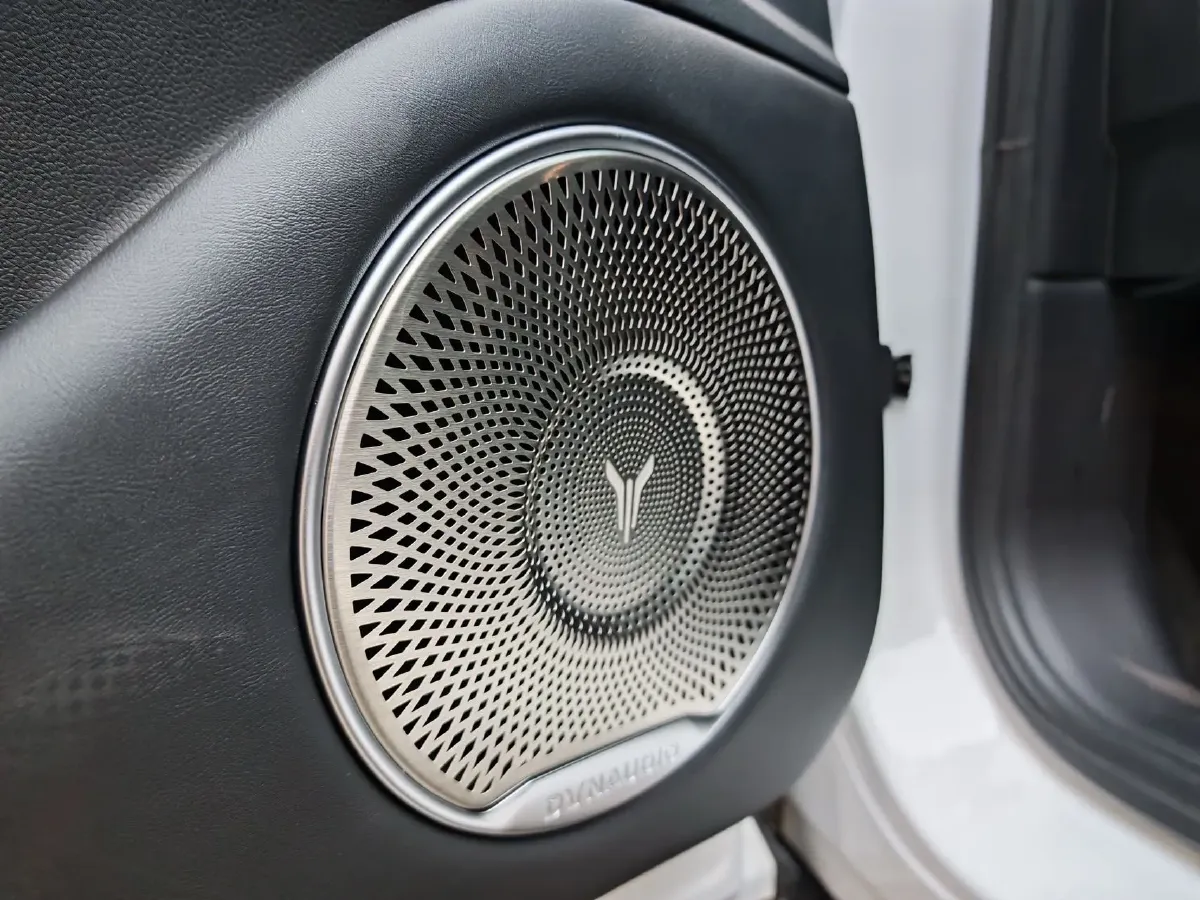 2024 Voyah FREE 1.5T 150HP L4 REEV 39.2KWH,autocango,china used car exporter,china ev exporter,chinese used car exporter,chinese used ev exporter