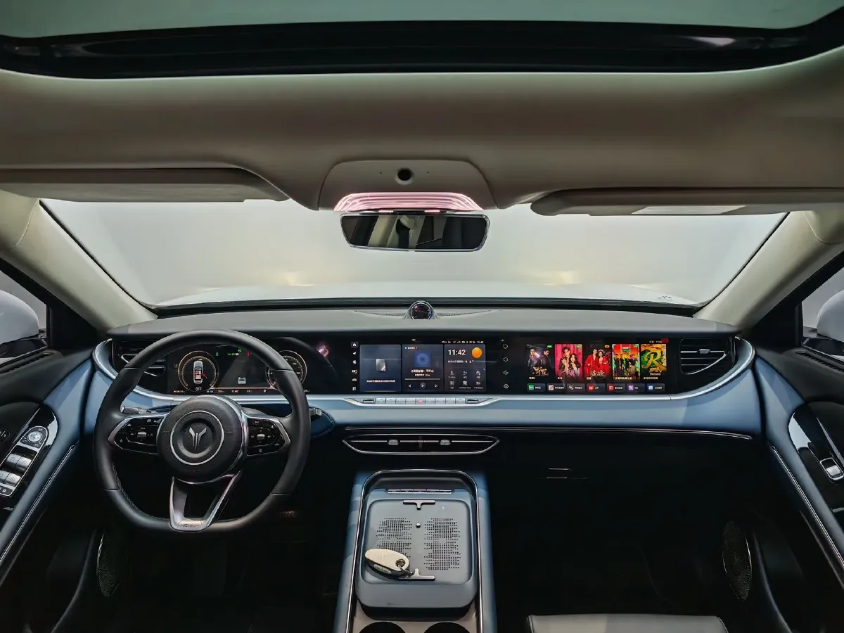 2024 Voyah FREE 1.5T 150HP L4 REEV 39.2KWH,autocango,china used car exporter,china ev exporter,chinese used car exporter,chinese used ev exporter