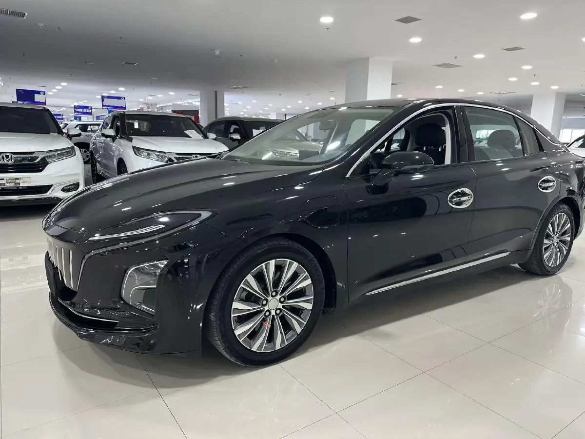 2024 HongQi E-QM5 BEV 72KWH