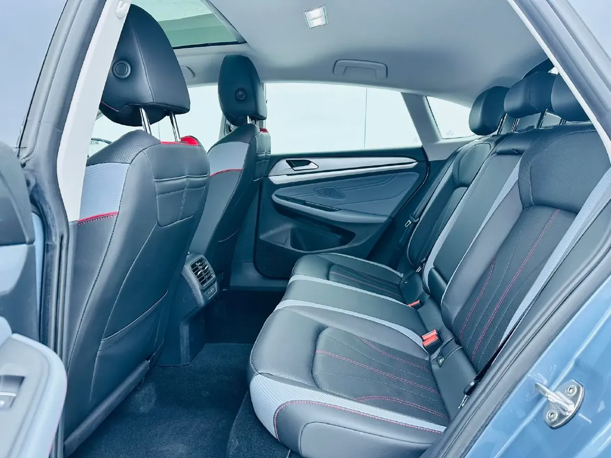 2023 Volkswagen Lamando 1.4T 150HP L4 7DCT,autocango,china used car exporter,china ev exporter,chinese used car exporter,chinese used ev exporter