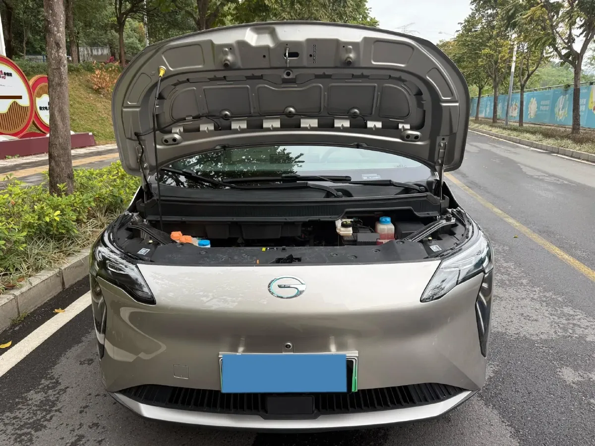 2022 Geely Okavango 1.8T 184HP L4 7DCT,autocango,china used car exporter,china ev exporter,chinese used car exporter,chinese used ev exporter