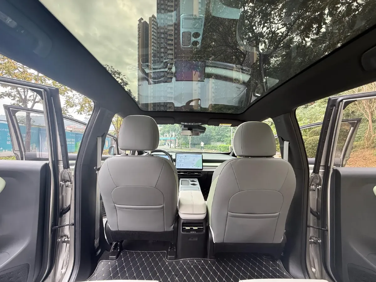 2022 Geely Okavango 1.8T 184HP L4 7DCT,autocango,china used car exporter,china ev exporter,chinese used car exporter,chinese used ev exporter