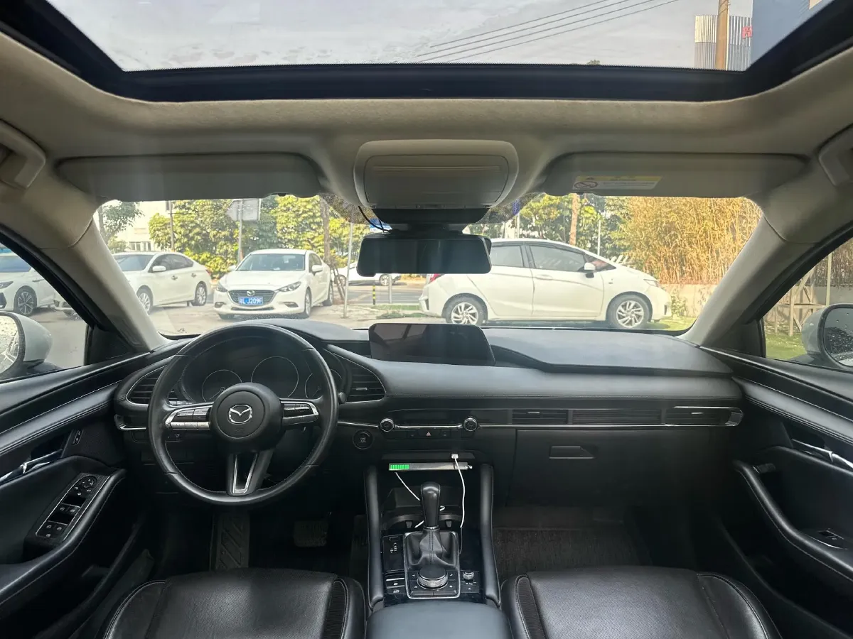2020 Mazda 3 Axela 2.0L 158HP L4 6AT,autocango,china used car exporter,china ev exporter,chinese used car exporter,chinese used ev exporter