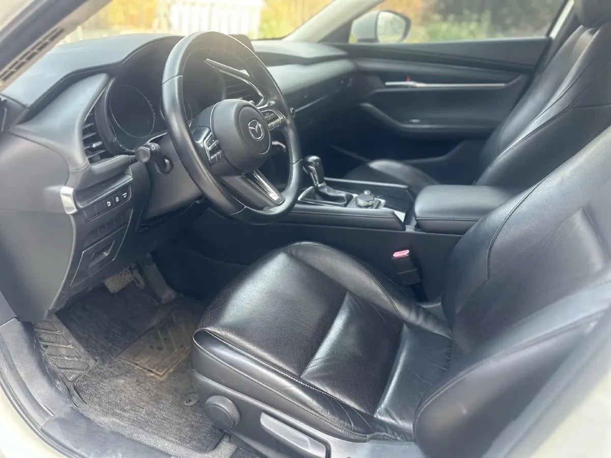 2020 Mazda 3 Axela 2.0L 158HP L4 6AT,autocango,china used car exporter,china ev exporter,chinese used car exporter,chinese used ev exporter