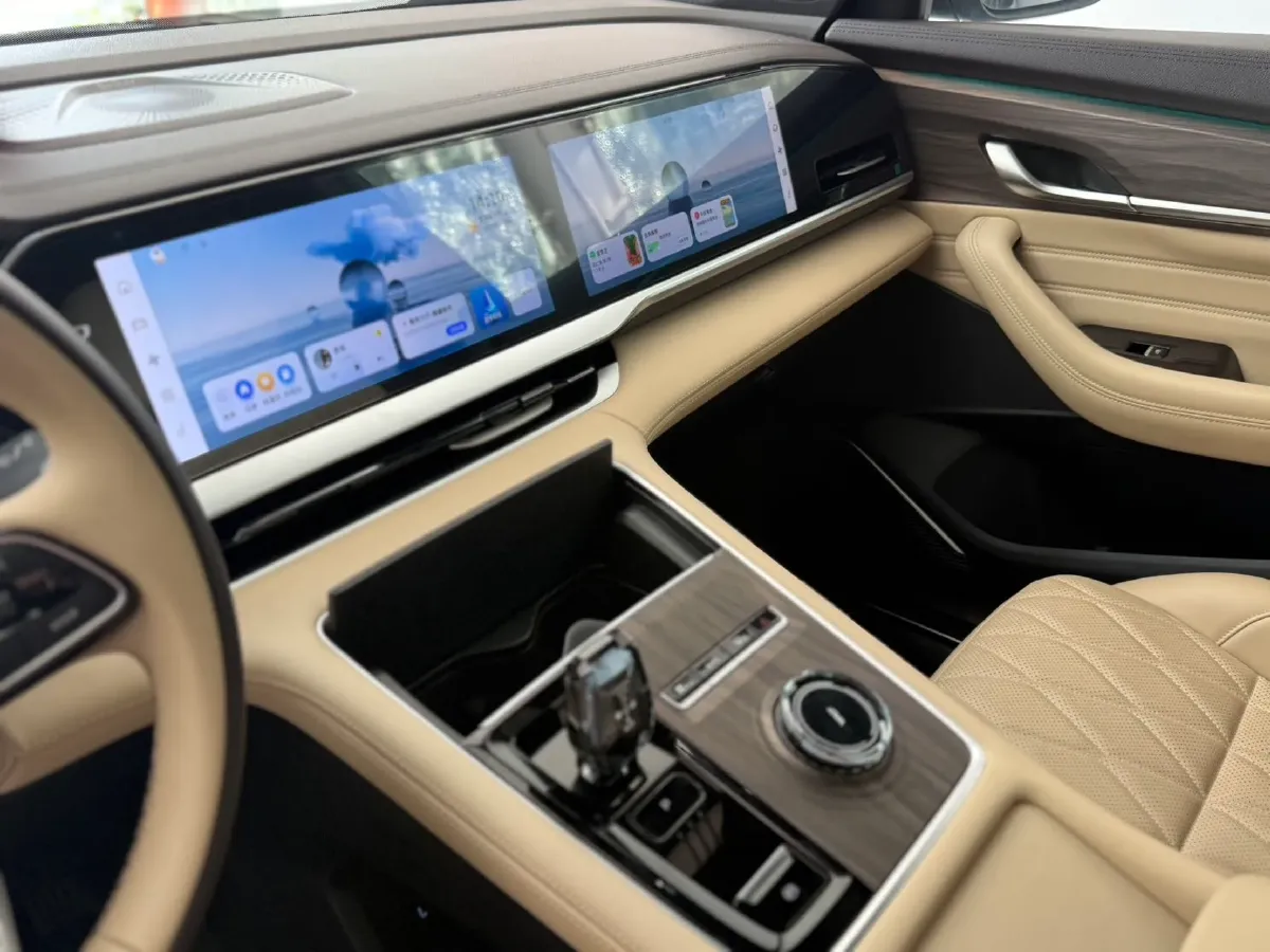 2025 Geely Monjaro 2.0T 238HP L4 8AT,autocango,china used car exporter,china ev exporter,chinese used car exporter,chinese used ev exporter