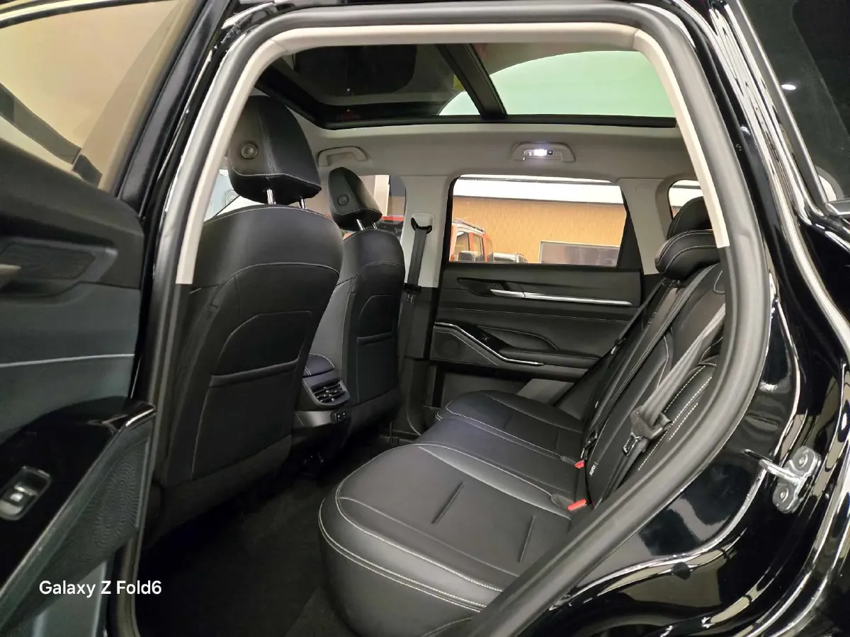 2021 Haval H6 2.0T 211HP L4 7DCT,autocango,china used car exporter,china ev exporter,chinese used car exporter,chinese used ev exporter