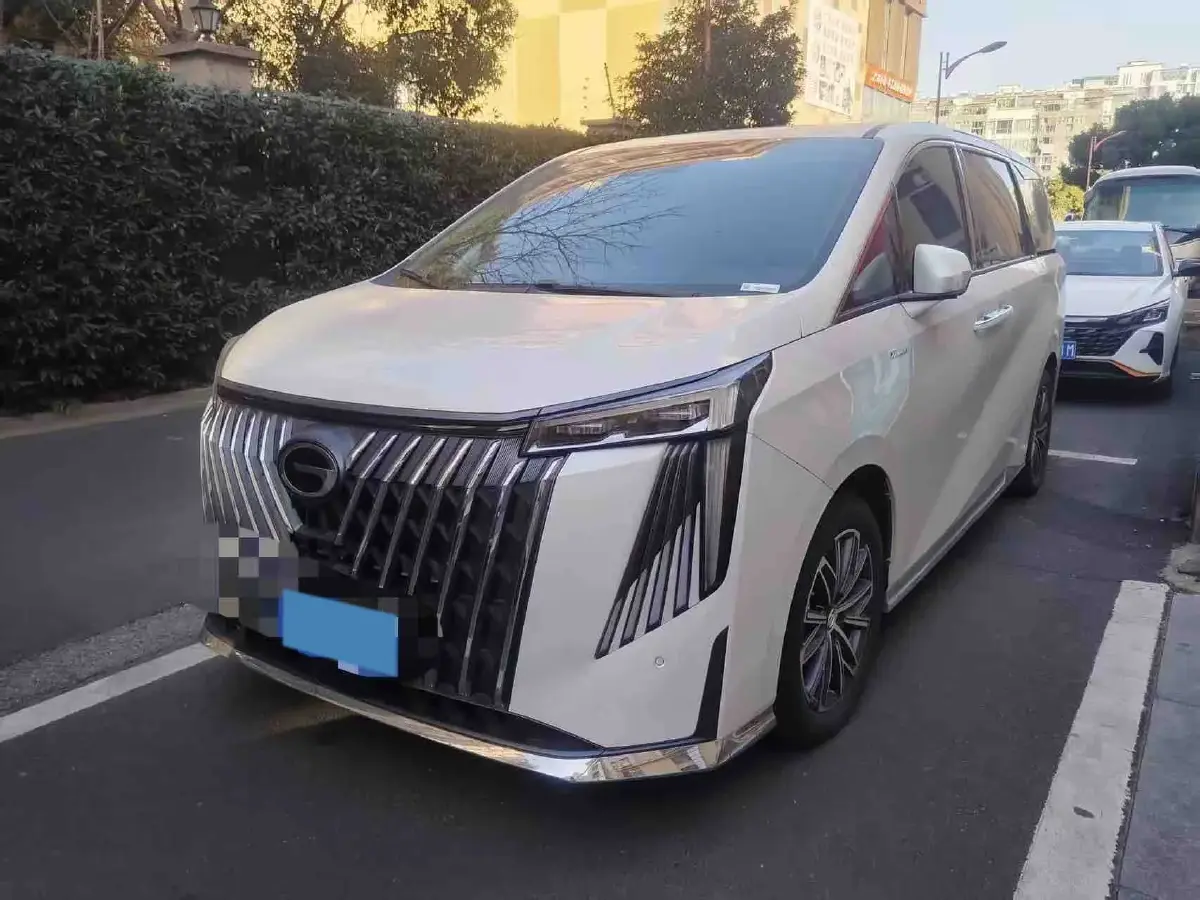 2024 GAC Trumpchi M8 2.0T 252HP L4 8AT