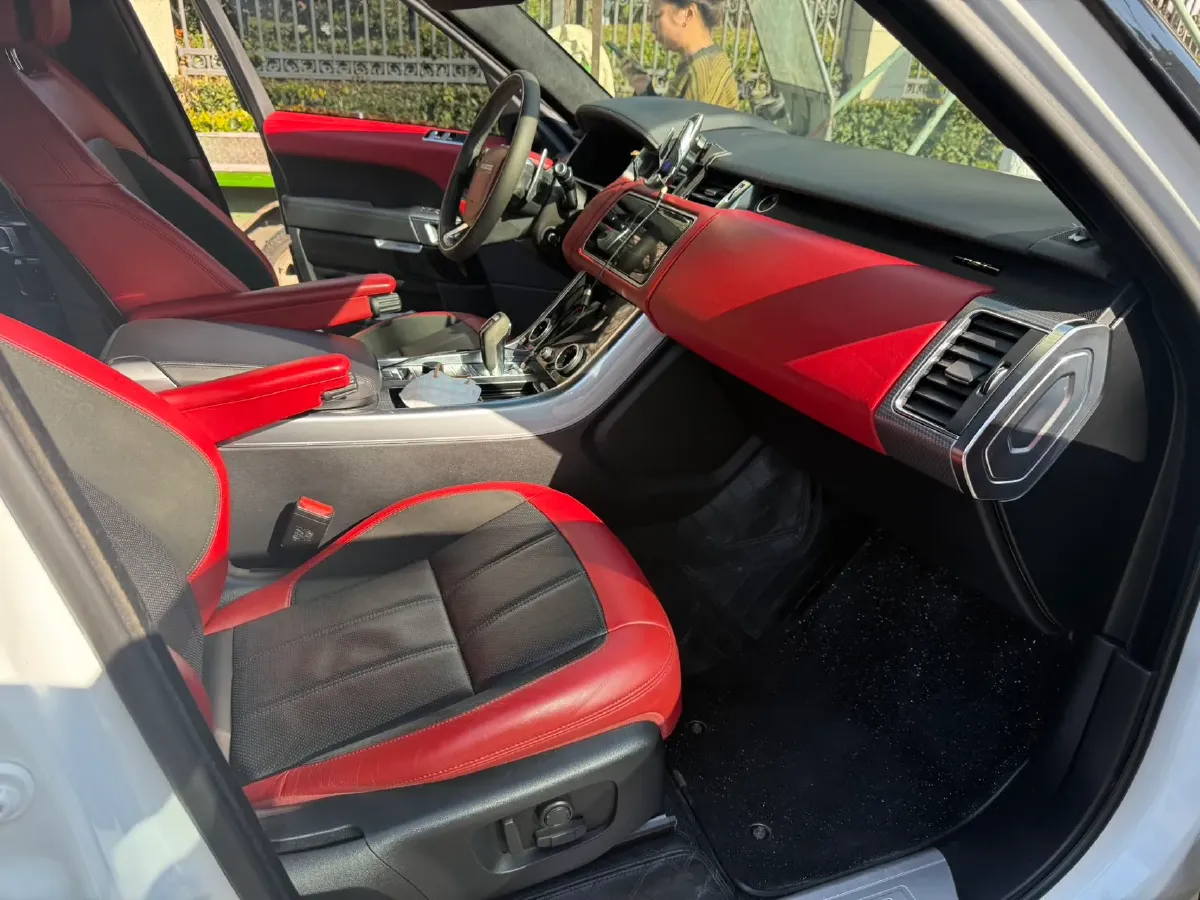 2020 Land Rover Range Rover Sport 3.0T 400HP L6 8AT,autocango,china used car exporter,china ev exporter,chinese used car exporter,chinese used ev exporter