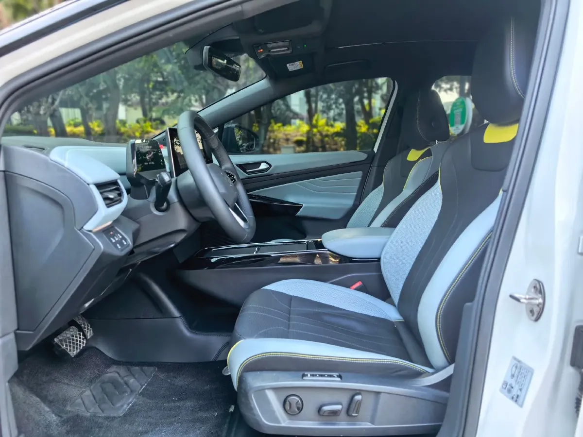 2025 Volkswagen ID.4 X BEV 52.8KWH,autocango,china used car exporter,china ev exporter,chinese used car exporter,chinese used ev exporter