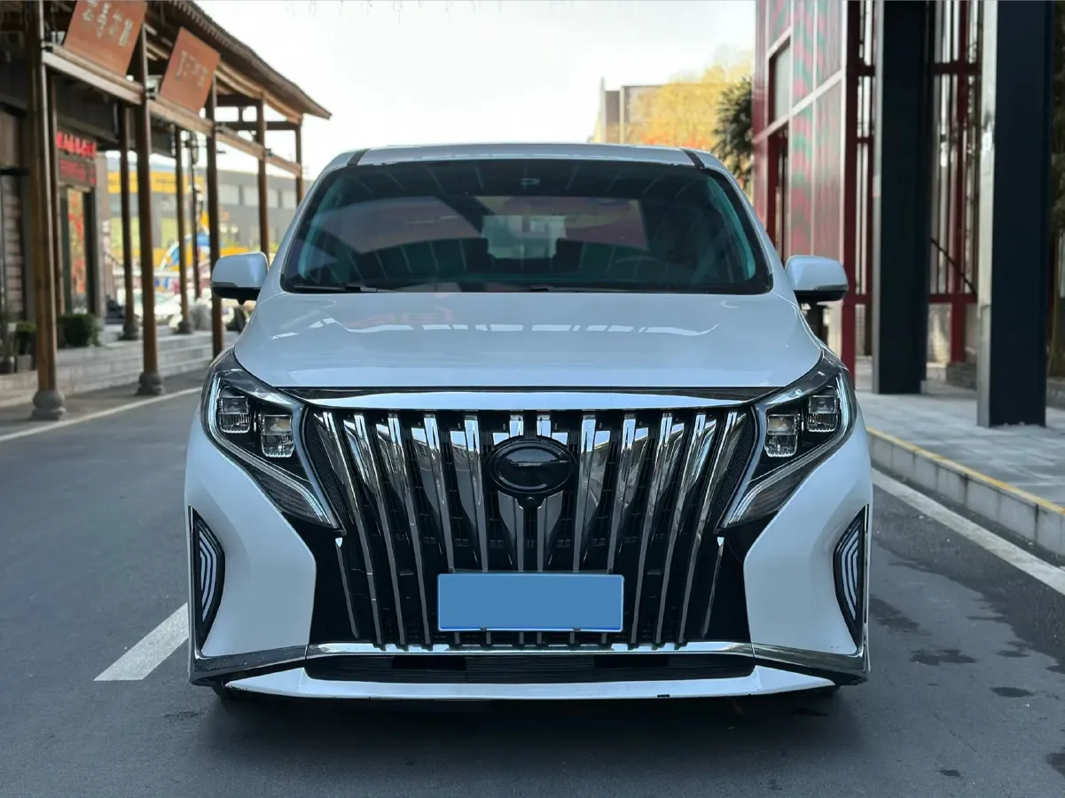 2021 GAC Trumpchi M8 2.0T 252HP L4 8AT,autocango,china used car exporter,china ev exporter,chinese used car exporter,chinese used ev exporter