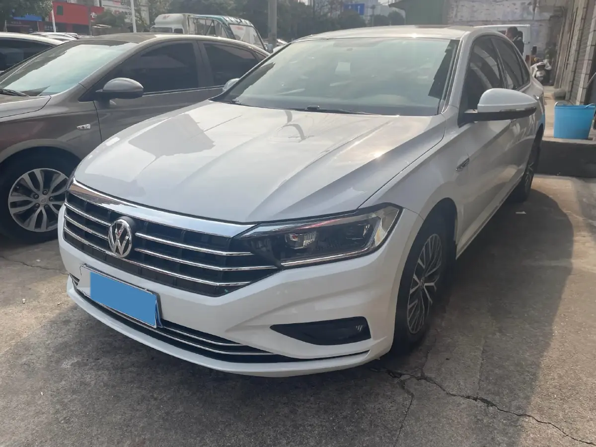 2020 Volkswagen Sagitar 1.4T 150HP L4 7DCT