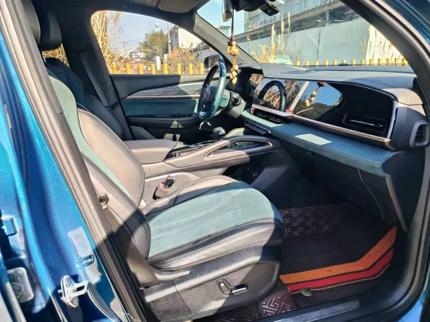 2021 Geely Monjaro 2.0T 238HP L4 8AT,autocango,china used car exporter,china ev exporter,chinese used car exporter,chinese used ev exporter