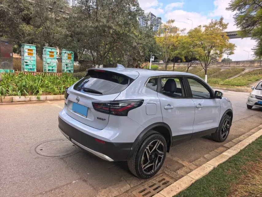 2025 Nissan Qashqai 2.0L 151HP L4 CVT,autocango,china used car exporter,china ev exporter,chinese used car exporter,chinese used ev exporter