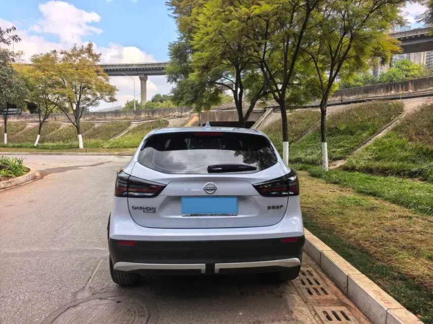 2025 Nissan Qashqai 2.0L 151HP L4 CVT,autocango,china used car exporter,china ev exporter,chinese used car exporter,chinese used ev exporter