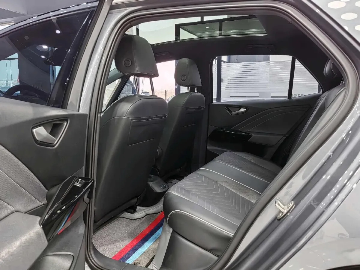 2023 Volkswagen ID.3 BEV 52.8KWH,autocango,china used car exporter,china ev exporter,chinese used car exporter,chinese used ev exporter