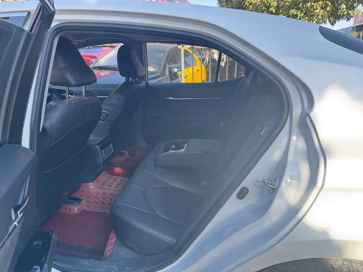 2021 Toyota Camry 2.0L 178HP L4 CVT,autocango,china used car exporter,china ev exporter,chinese used car exporter,chinese used ev exporter