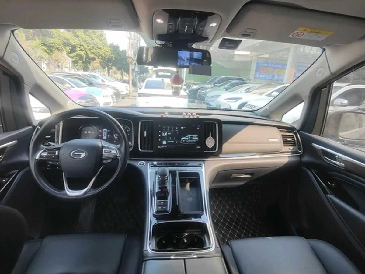 2021 GAC Trumpchi M8 2.0T 252HP L4 8AT,autocango,china used car exporter,china ev exporter,chinese used car exporter,chinese used ev exporter