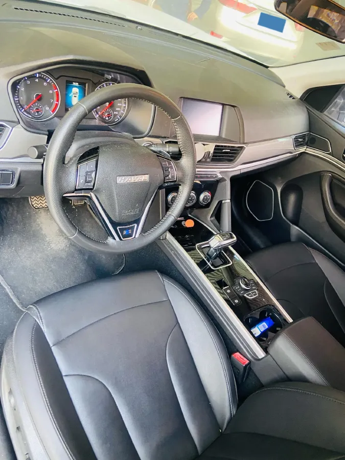 2018 Haval H6 1.5T 150HP L4 7DCT,autocango,china used car exporter,china ev exporter,chinese used car exporter,chinese used ev exporter