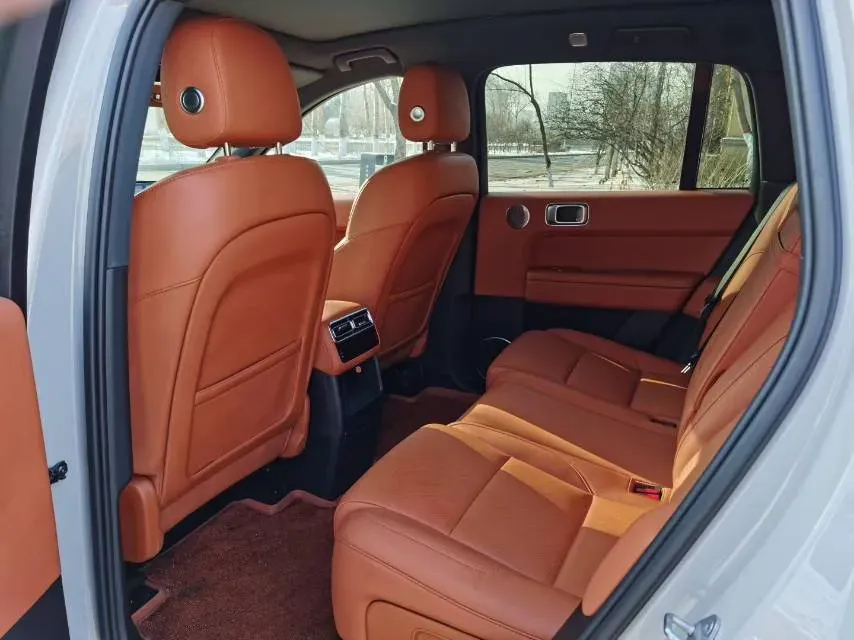 2024 Li L6 Range Extended 154HP L4 REEV 36.8KWH,autocango,china used car exporter,china ev exporter,chinese used car exporter,chinese used ev exporter