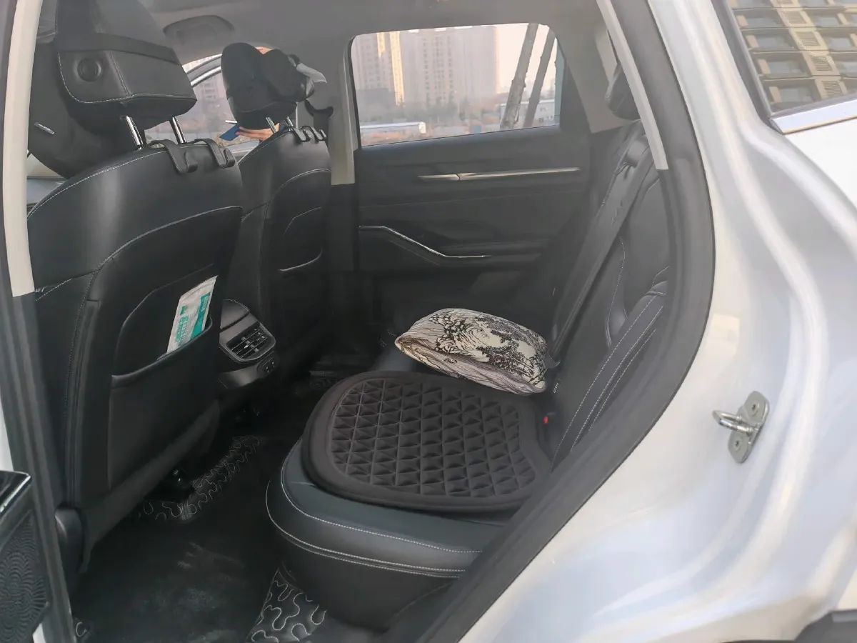 2021 Haval H6 1.5T 169HP L4 7DCT,autocango,china used car exporter,china ev exporter,chinese used car exporter,chinese used ev exporter