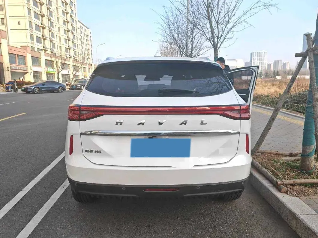 2021 Haval H6 1.5T 169HP L4 7DCT,autocango,china used car exporter,china ev exporter,chinese used car exporter,chinese used ev exporter