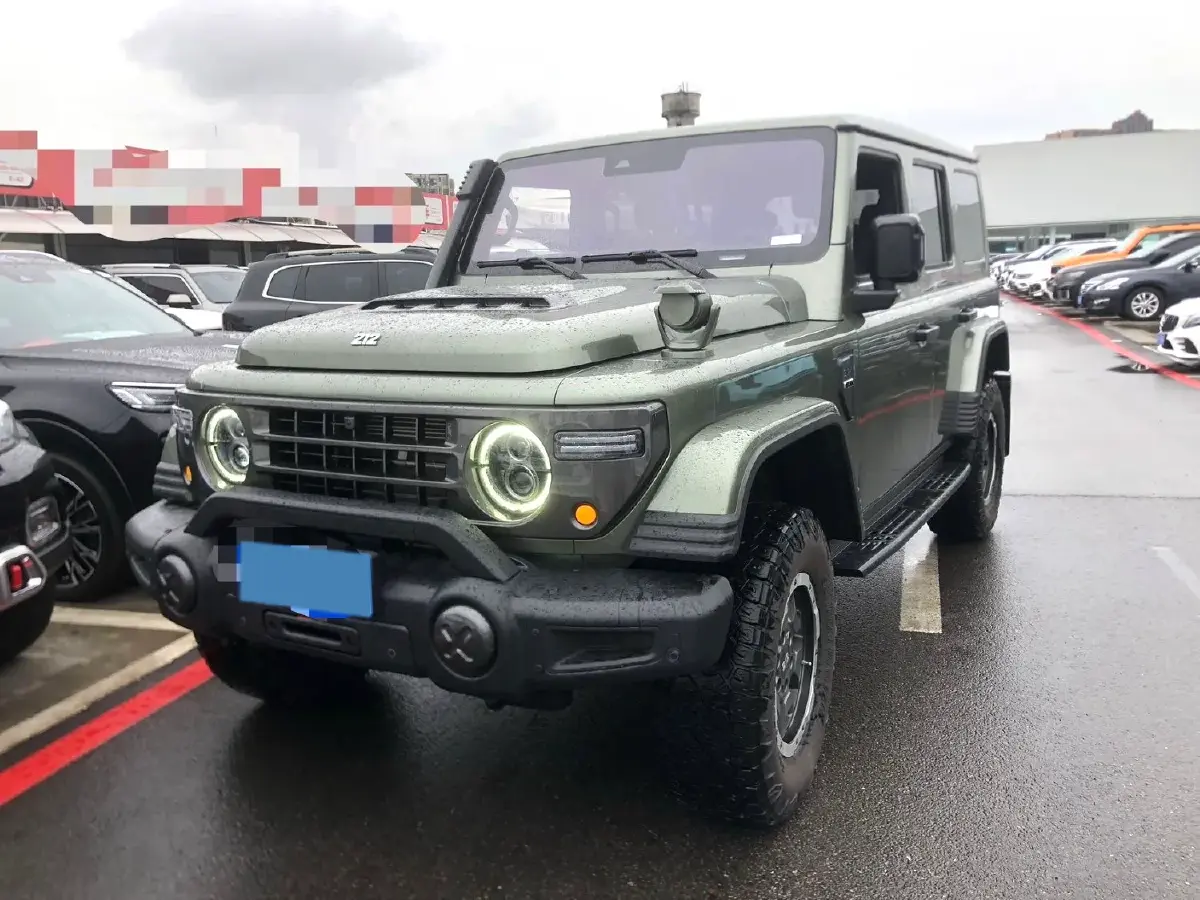 2025 212 212 T01 2.0T 252HP L4 8AT