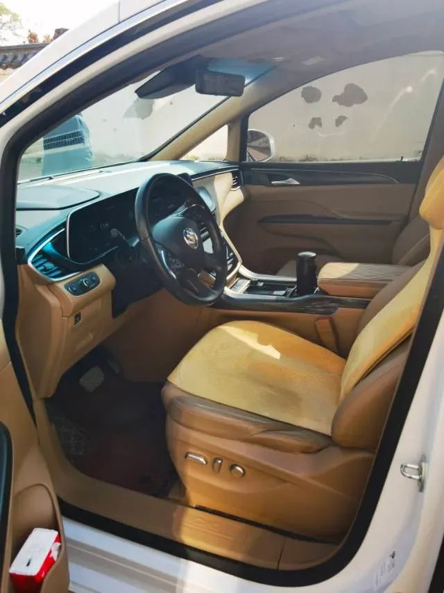 2022 Buick GL8 2.0T 237HP L4 9AT,autocango,china used car exporter,china ev exporter,chinese used car exporter,chinese used ev exporter