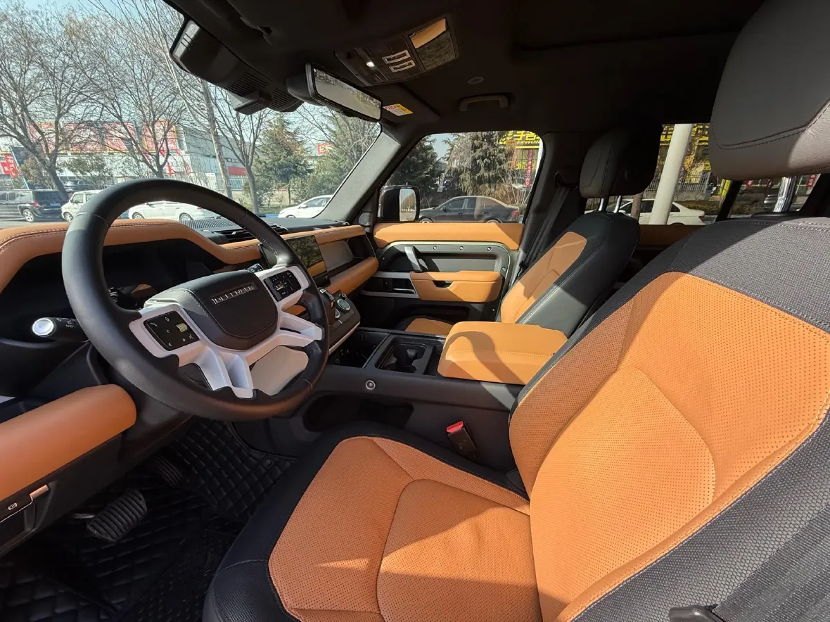 2024 Land Rover Defender 3.0T 400HP L6 8AT,autocango,china used car exporter,china ev exporter,chinese used car exporter,chinese used ev exporter