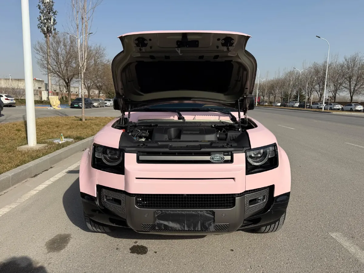 2024 Land Rover Defender 3.0T 400HP L6 8AT,autocango,china used car exporter,china ev exporter,chinese used car exporter,chinese used ev exporter